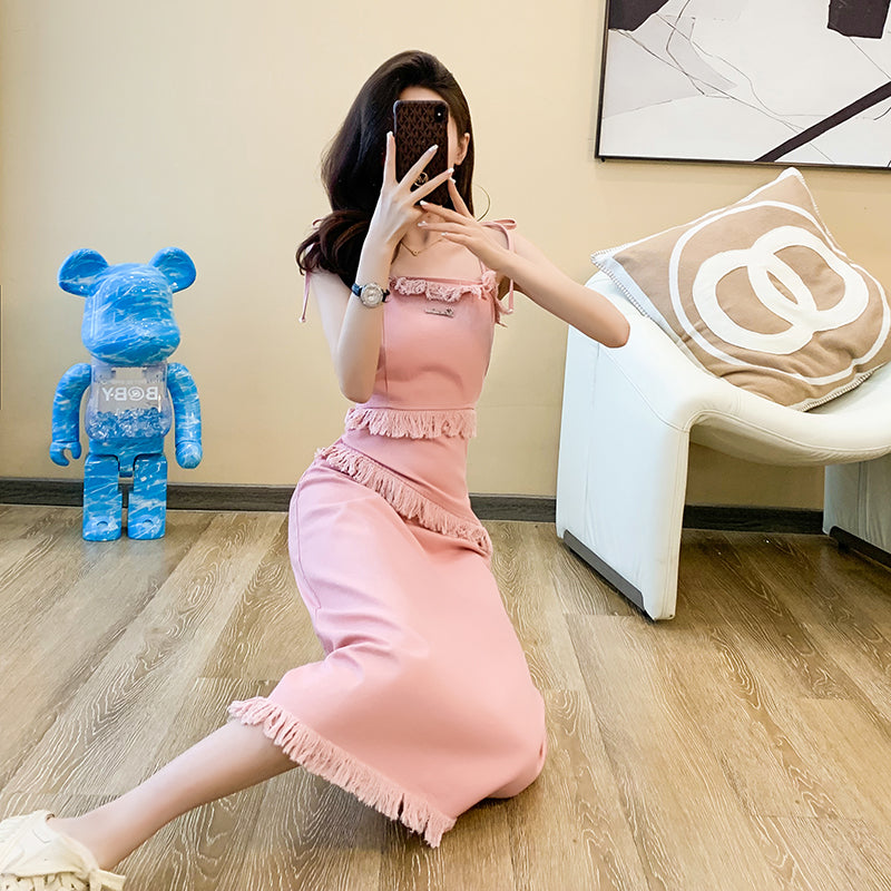 Cowboy dress, long dress, pink camisole dress, off - the - shoulder, high - waisted, waist - cinching, elegant, slimming, A - line