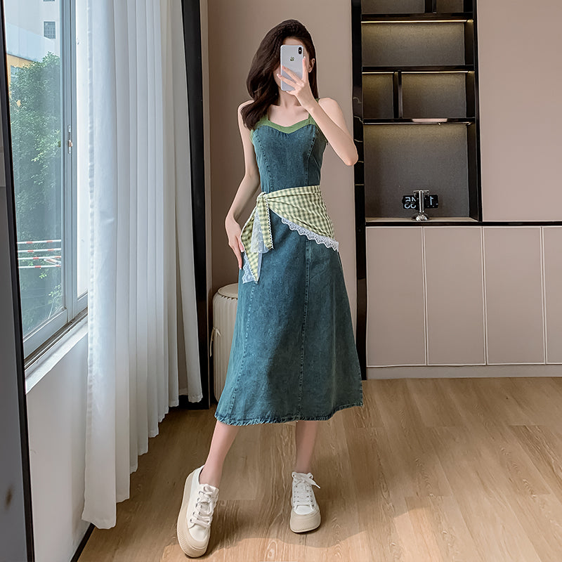 Cowboy dress, suspender dress, mid-length dress, V-neck, sleeveless, waist-cinching, slimming, high-waisted and slimming