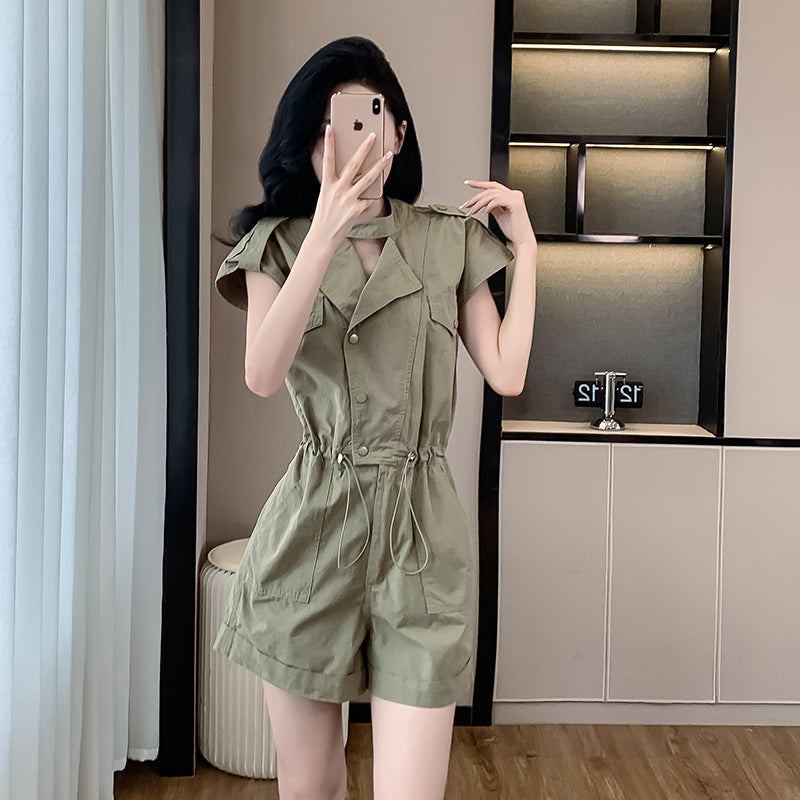 2025 Loose and casual overalls shorts, workwear style, simple solid color in green for summer