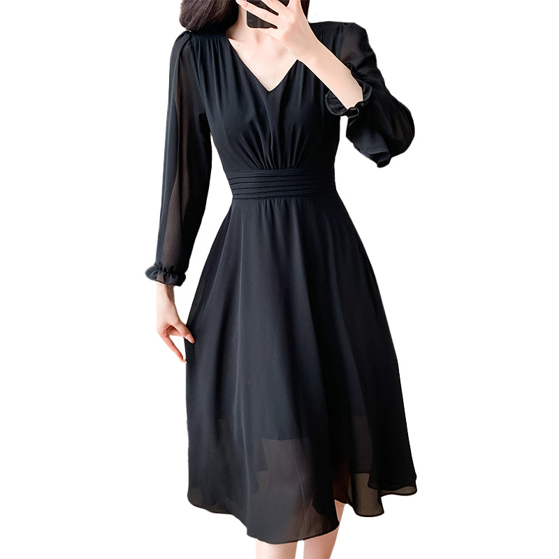 2025 new fashionable temperament dress V-neck cinched waist black mid length skirt