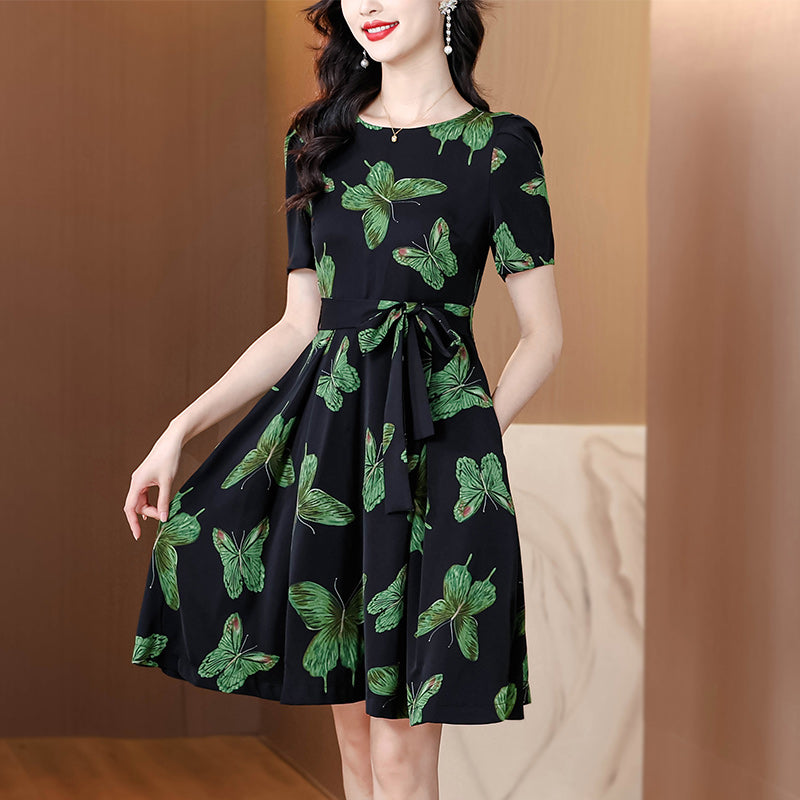 2025 summer new dress with slimming temperament and lace up chiffon print mid length skirt