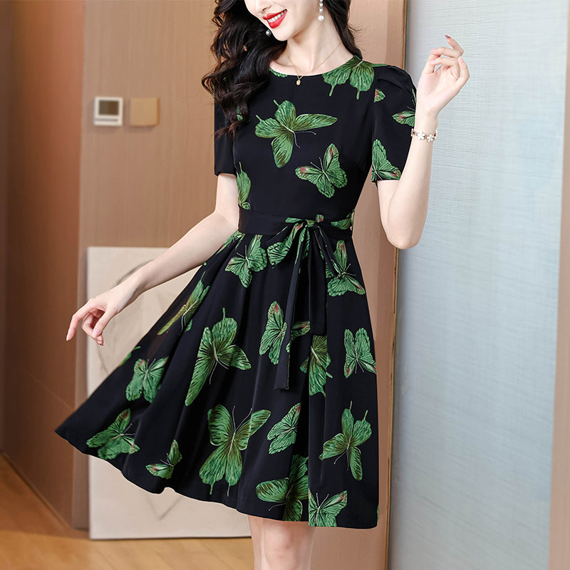2025 summer new dress with slimming temperament and lace up chiffon print mid length skirt