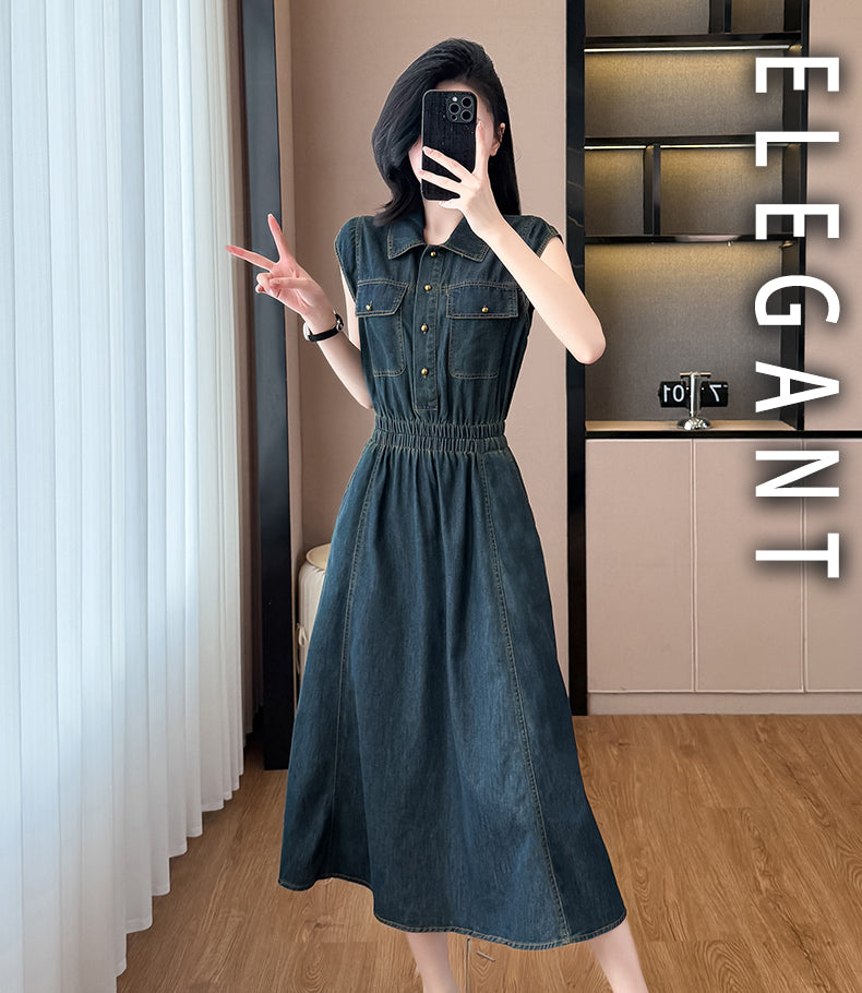New French-style denim sleeveless A-line long dress, with a midriff-baring design, slimming effect, and a retro style
