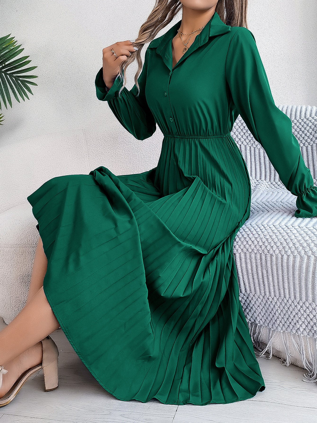 Casual lapel button long sleeved waist cinched pleated long skirt