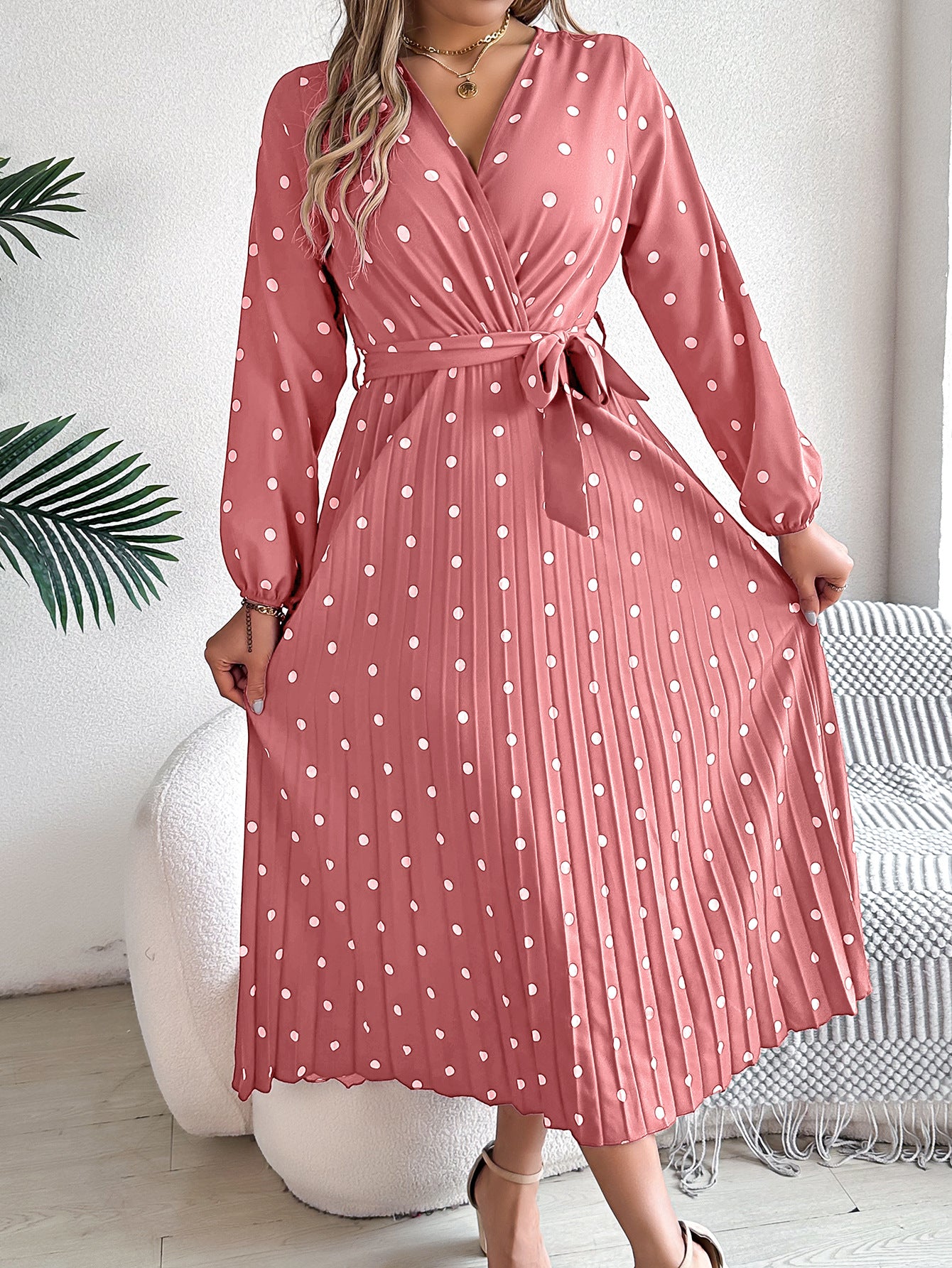 Elegant color blocking polka dot cross V-neck pleated long skirt